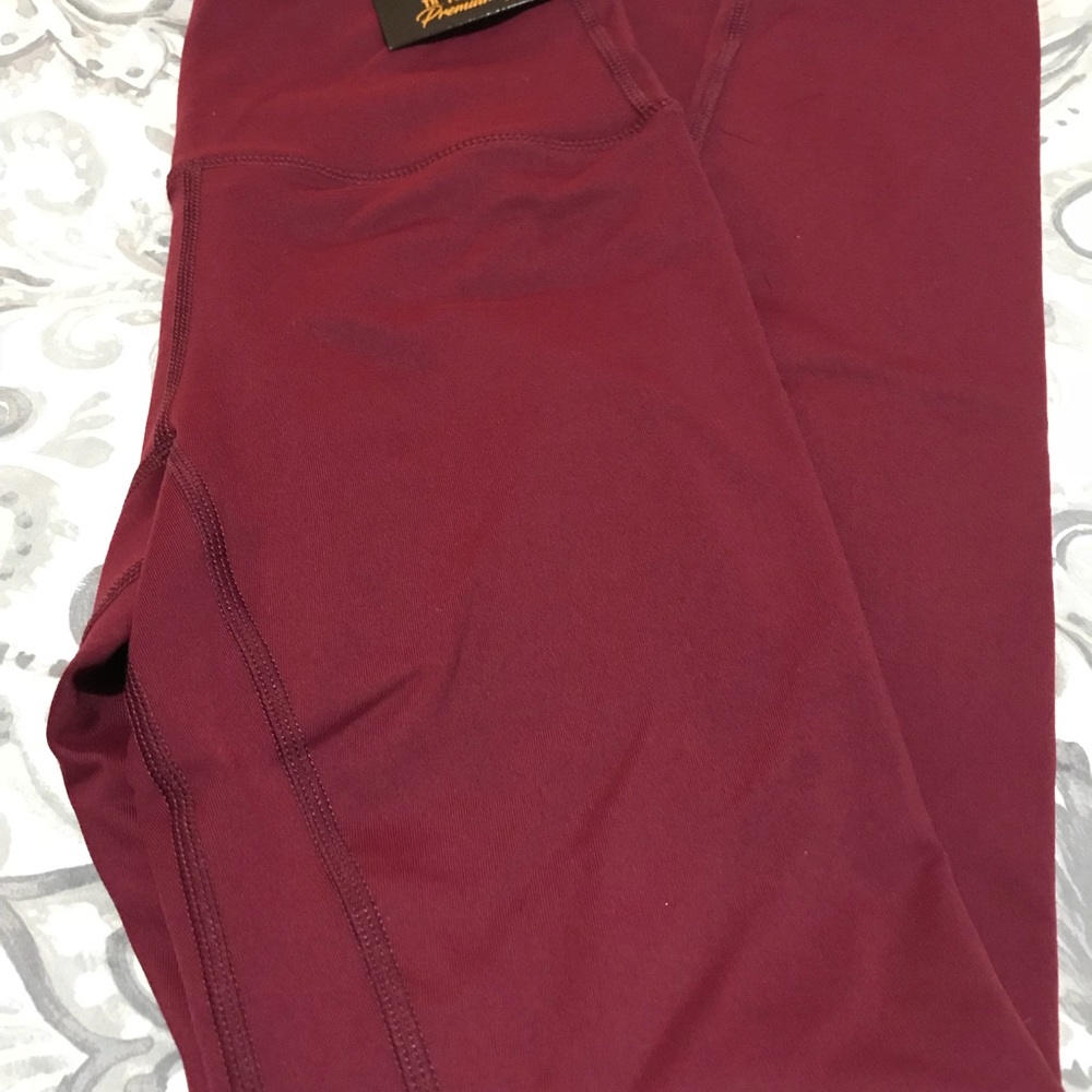 OUTOFSTOCKONLINE •Til You Collapse XS Maroon